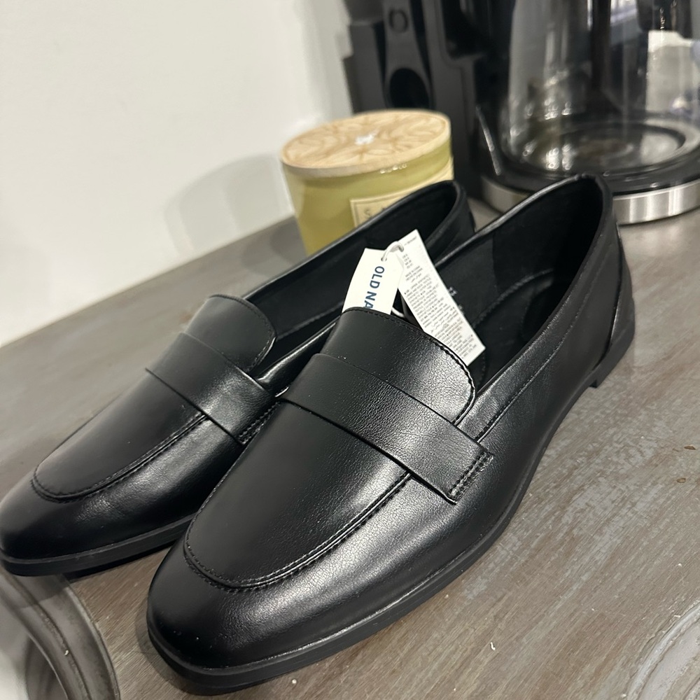 Old Navy Classic Black Women’s Loafers
